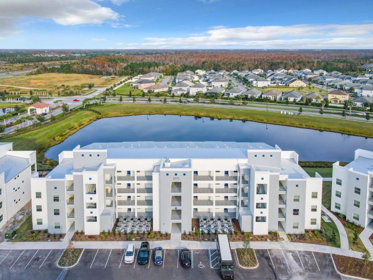 Gorgeous 2Br Lakeview Condo With Waterpark 키시미 외부 사진