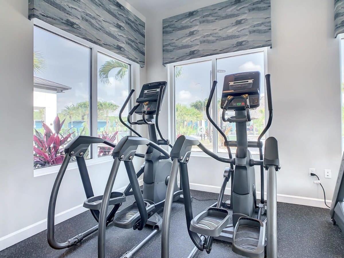 Gorgeous 2Br Lakeview Condo With Waterpark 키시미 외부 사진